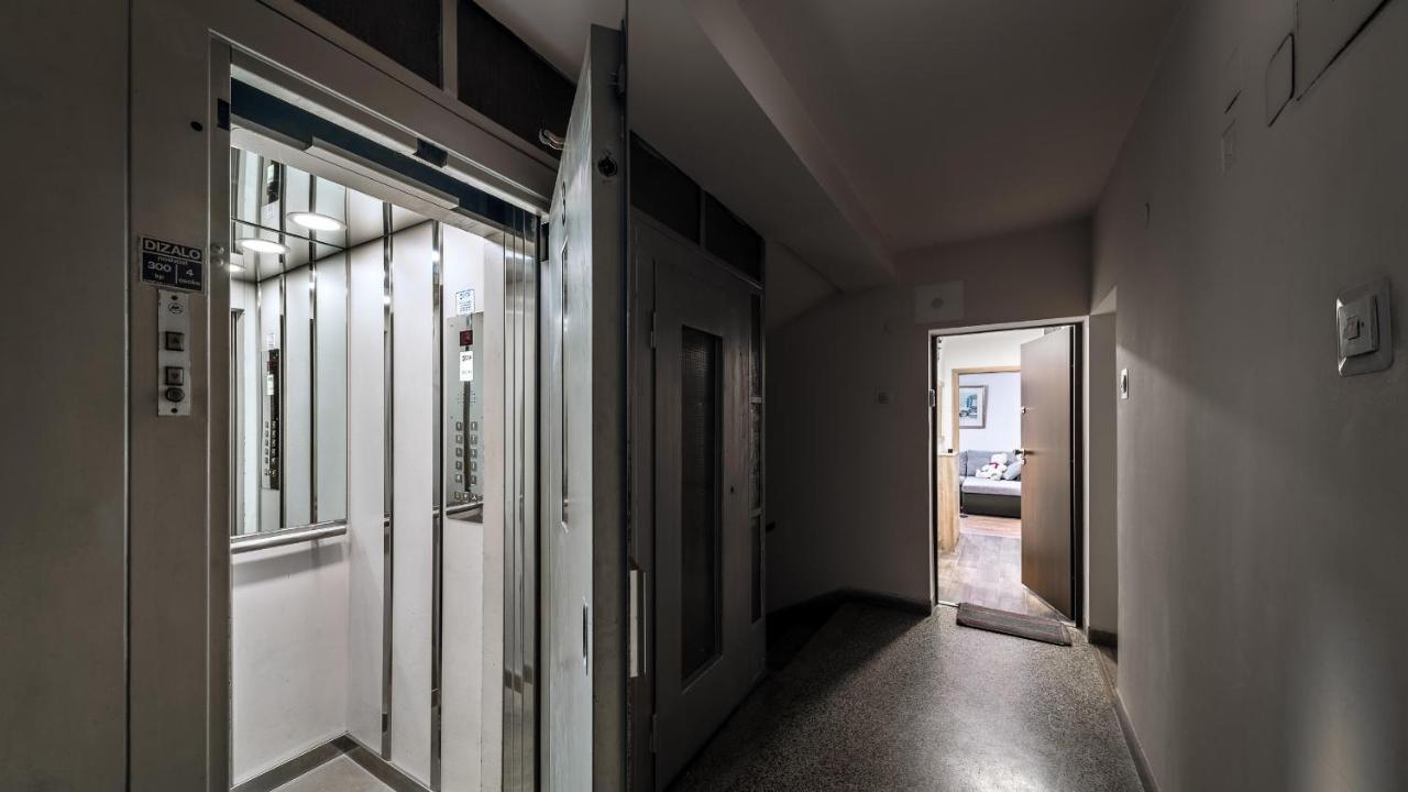 Apartment Krajinovic Zagreb Exterior foto